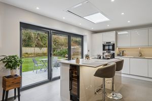 Kitchen- click for photo gallery